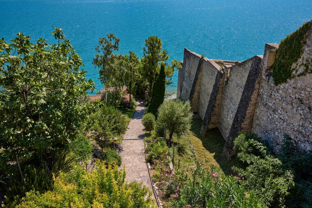 Hotel Al Rio Se Лимоне-суль-Гарда Экстерьер фото